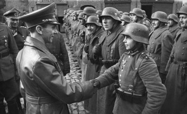二战时，宣传部长戈培尔是如何洗脑，把德国人变成一部杀人机器的