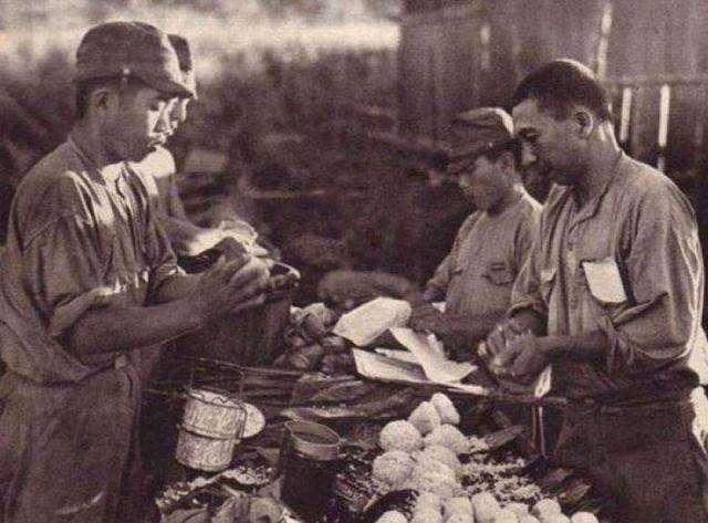 二战期间，为何日军部队中基本看不到重伤员？日本老兵不堪回首