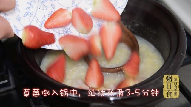 孙俪做的糙米饼火了，比大米有营养，常吃软化粪便，消除春季烦躁