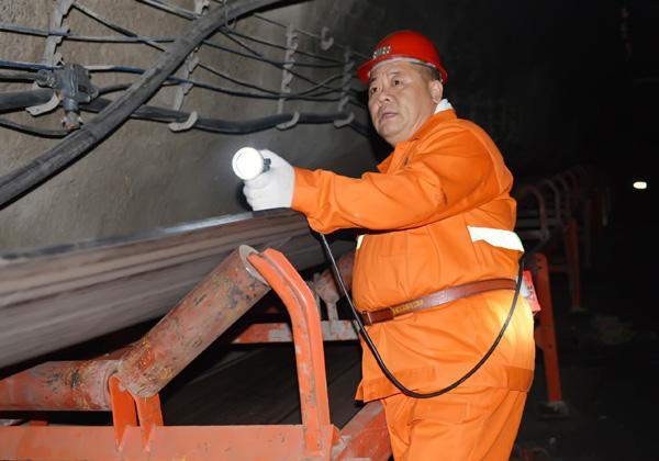 乡贤黄祥苗:用“苍商”企业家精神做公益楷模