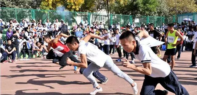 有一种骄傲，我是乌鲁木齐八一中学学子