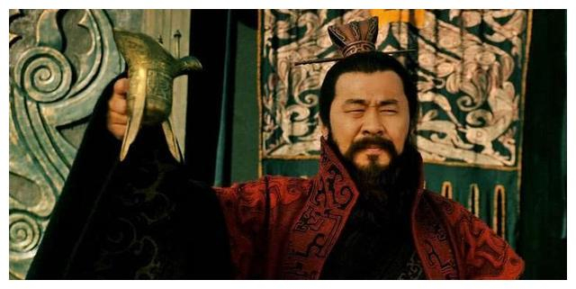 曹操留下三句名言:一句成学霸的座右铭,一句成酒鬼的口头禅