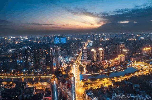 2018年最新全国省会城市GDP排名：广州稳居第一，合肥保持前十
