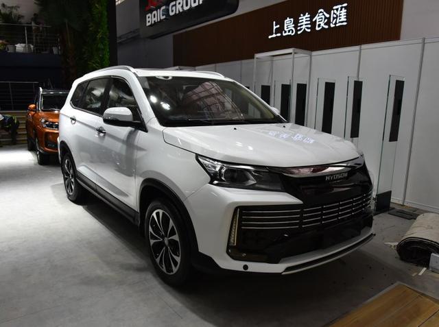 重拳出击2018北京车展，北汽幻速携2款7座SUV首发亮相