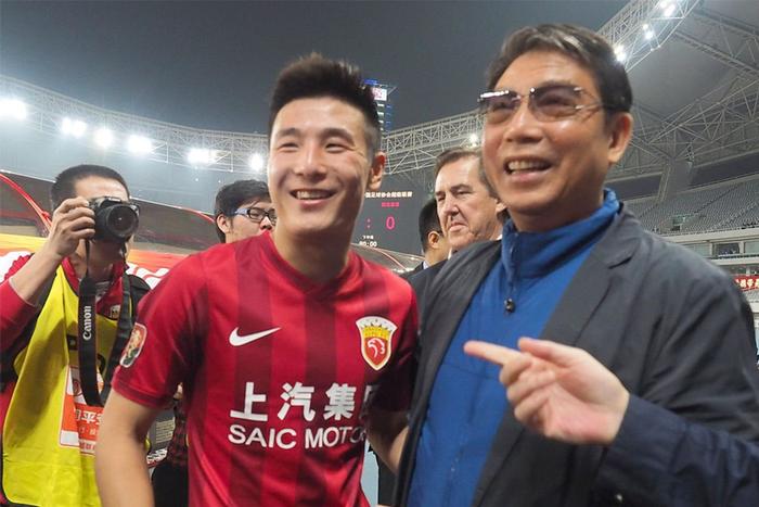 27岁中国前锋遭欧洲球队哄抢！一点做不到，想引进他太难了！