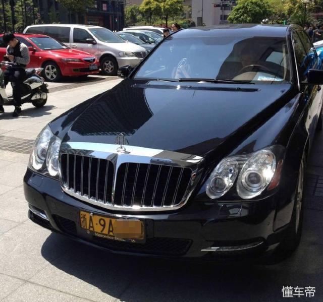 中国8大首富的车，老干妈的座驾一出场，马云和马化腾只有靠边站
