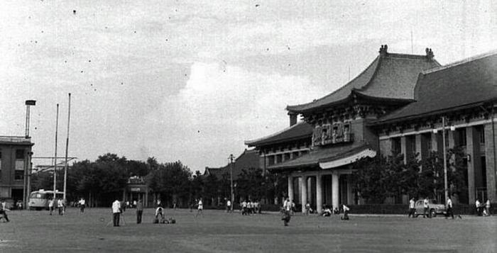 三十年前的杭州城站火车站 现在的80后90后还有印象吗？