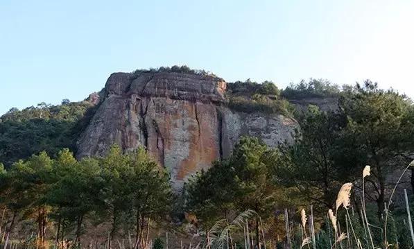 梧州太平狮山，原始的丹霞地貌森林公园