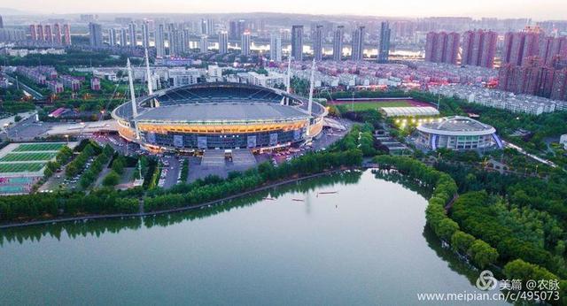 古都洛阳处处美景，洛阳新区凌波湖畔日出日落壮丽风景