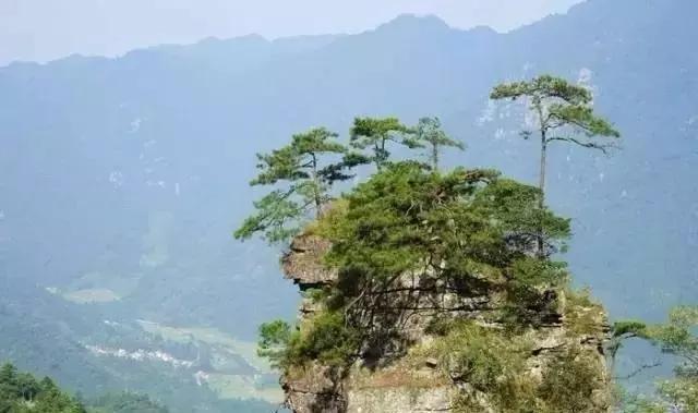 广西海拔最高风景最美的十大山峰，你都爬过了吗