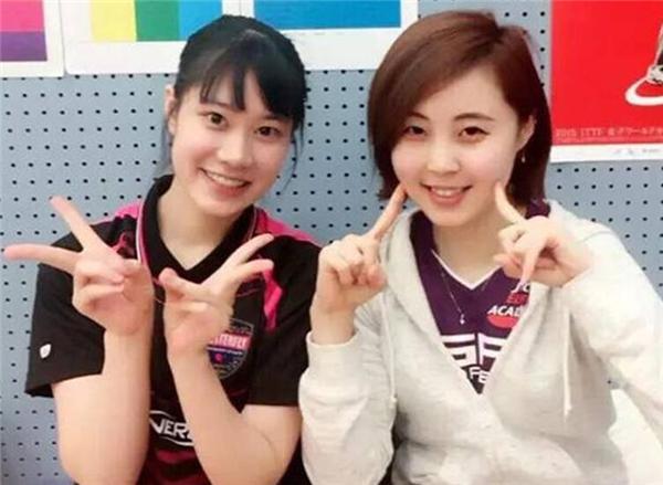 可悲！日本乒协除名中国教练，抛弃1米74的华裔混血长腿美女选手
