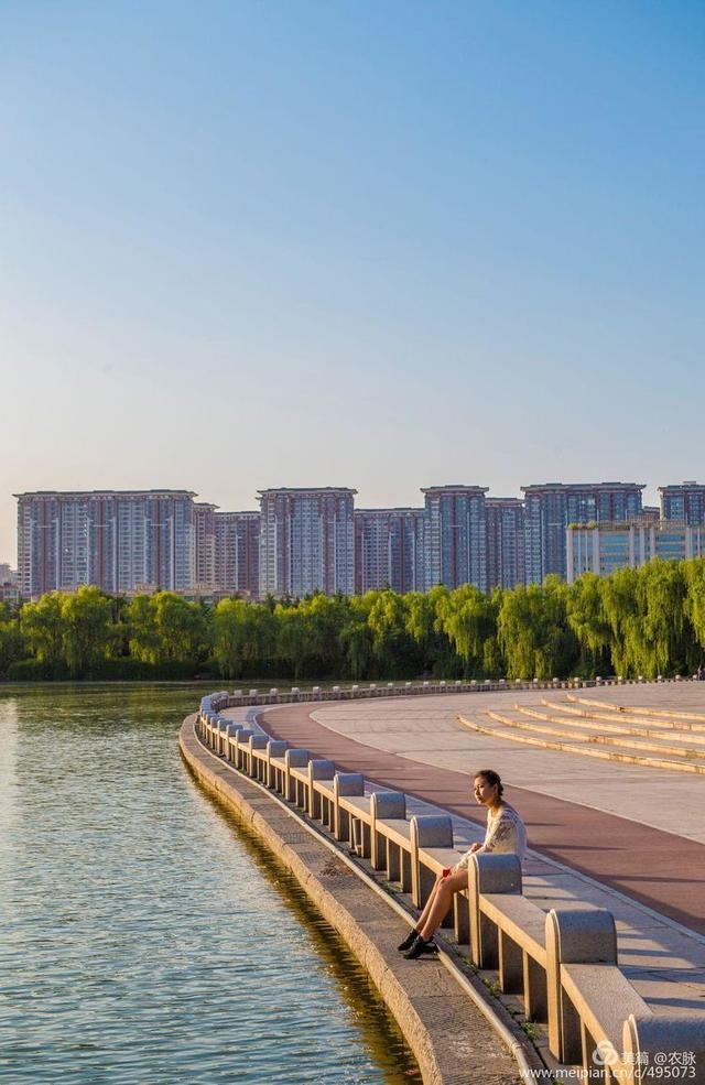 古都洛阳处处美景，洛阳新区凌波湖畔日出日落壮丽风景