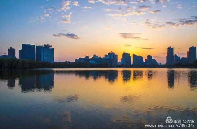 古都洛阳处处美景，洛阳新区凌波湖畔日出日落壮丽风景