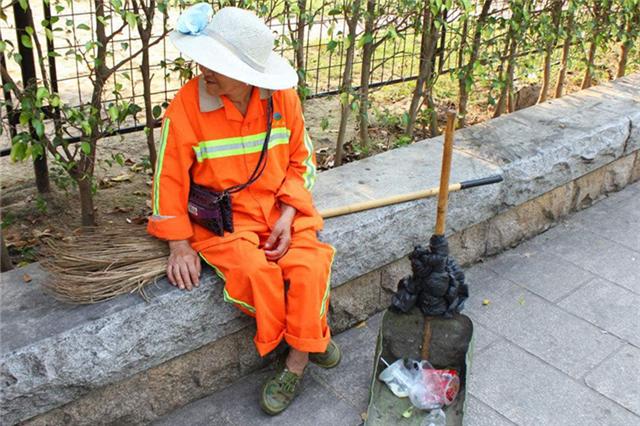 每天工作到凌晨的人，是不是都很有成就？看完后，请对他们说谢谢