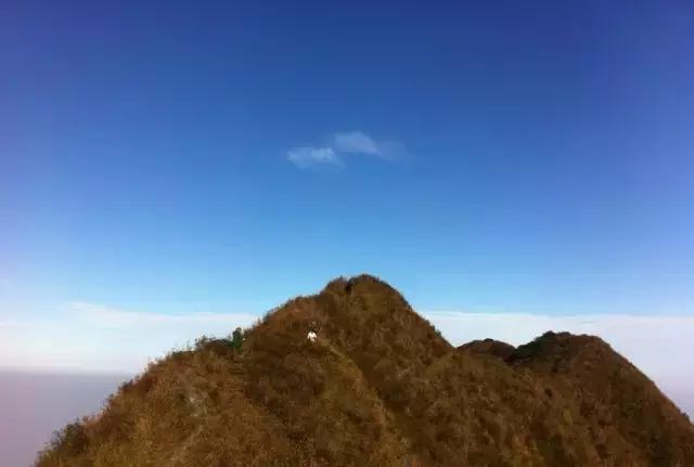 广西海拔最高风景最美的十大山峰，你都爬过了吗