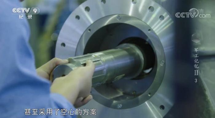 《军工记忆》披露05车族研制历程：4年造出全球最强两栖战车