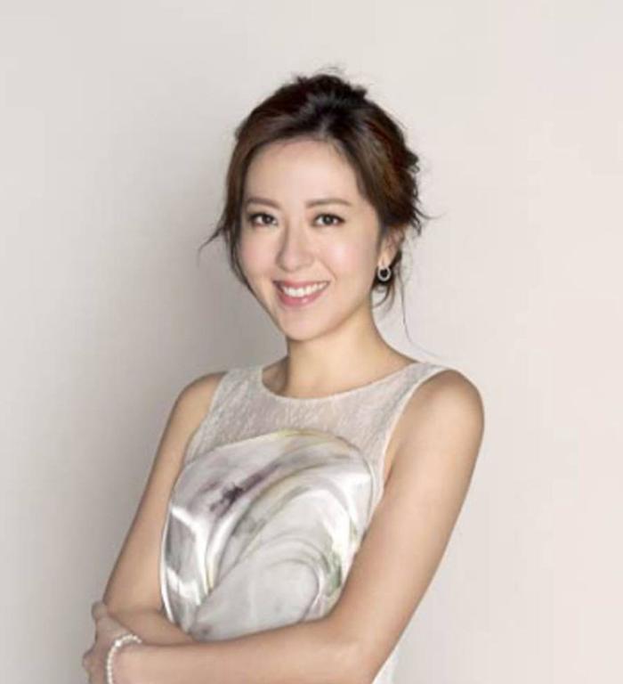 2018年TVB艺员照看女星间勾心斗角，胡定欣蔡思贝都被她比下去了