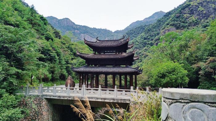 江西省抚州市南城县到资溪县-双城记-这是南山秋实-也将迎来寒冬