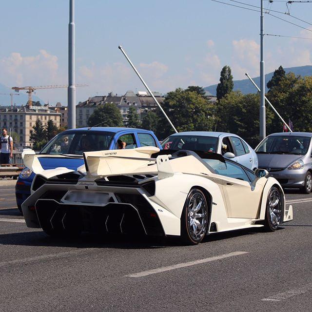 兰博基尼Veneno Roadster实车