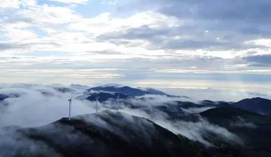 看漫山碧绿，云卷云舒~感受嵊州“醉美”的四座大山！