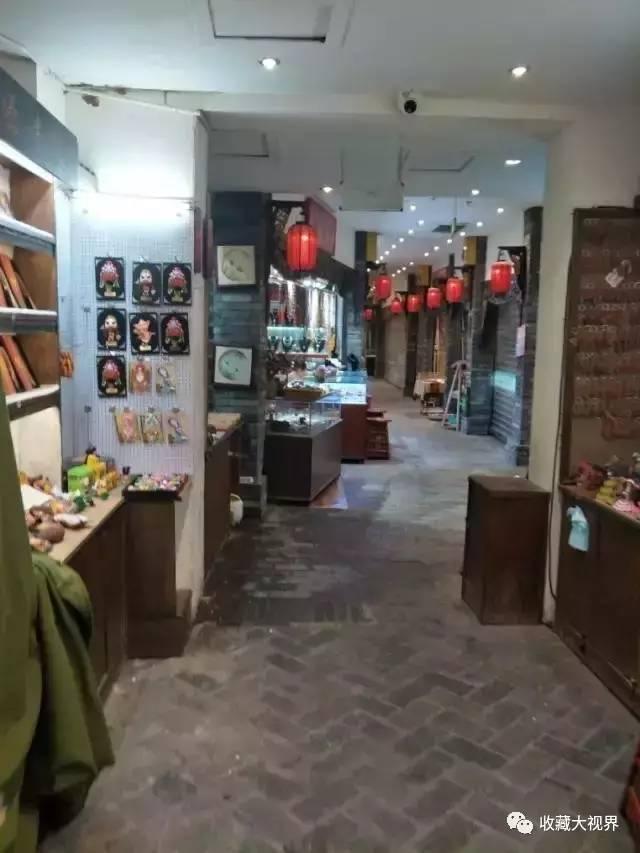 昏昏欲睡的古玩市场，实体店的没落出处在哪里？