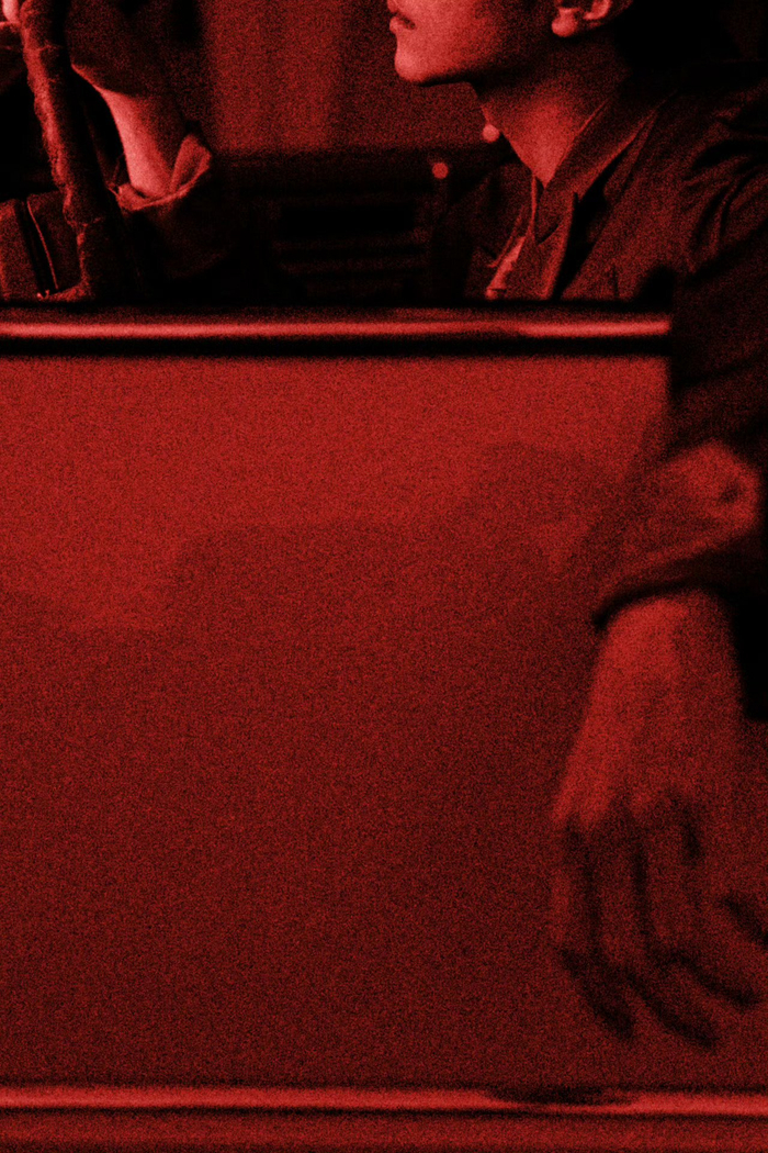 陈哲远微博之夜红蓝双造型引热议