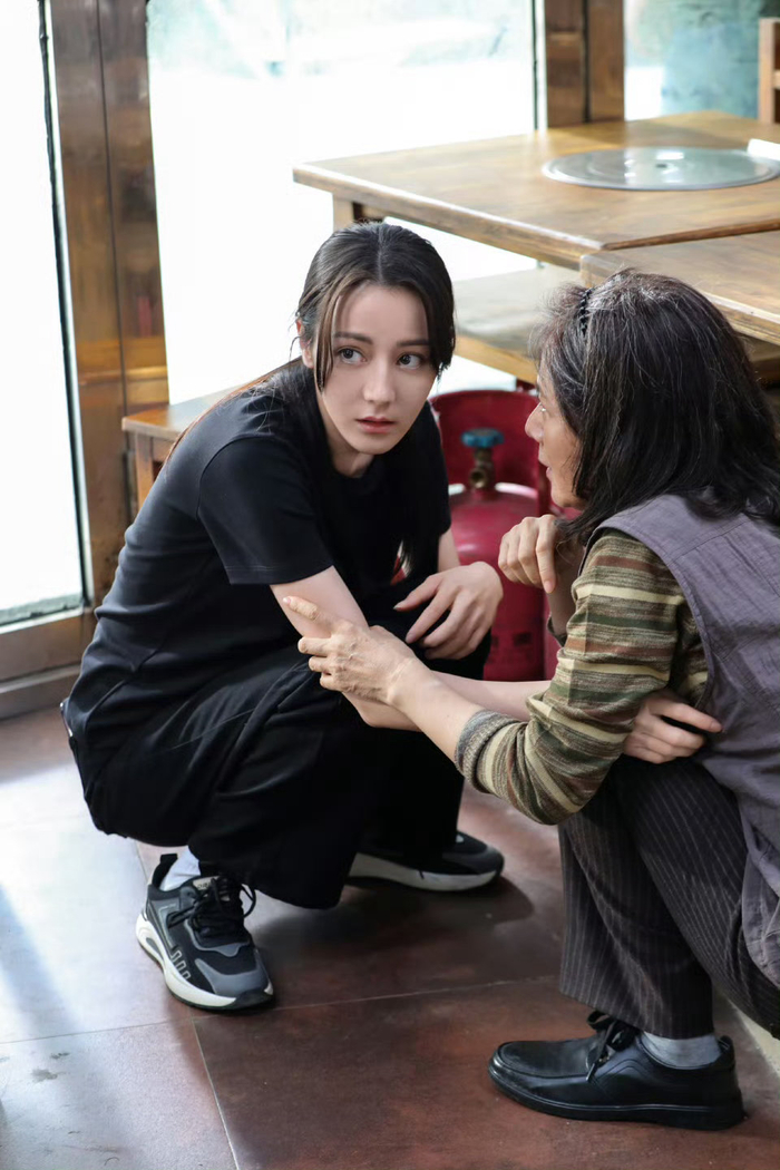 迪丽热巴两部一番剧跻身2025国产剧人气前五