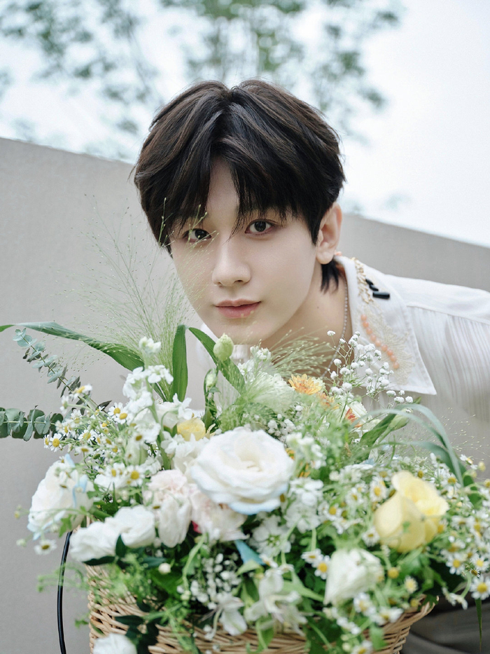 成毅采访分享多角色与合作对象