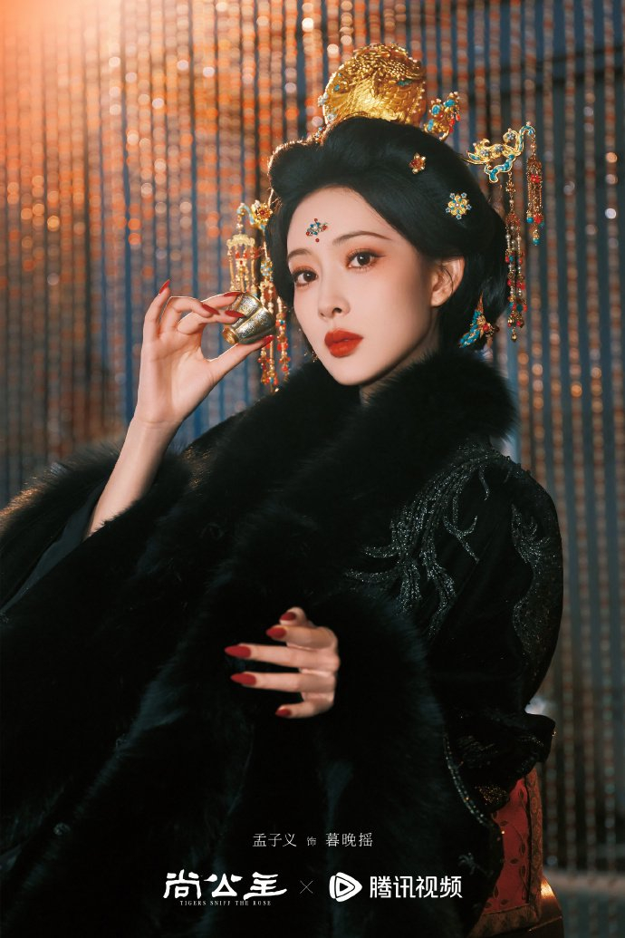 杨紫白鹿迪丽热巴等12位流量花待播剧曝光