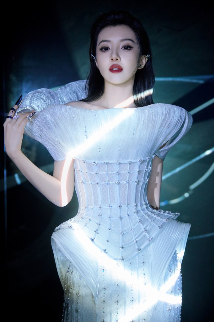 关晓彤宋轶等十位女星亮相时尚之夜红毯