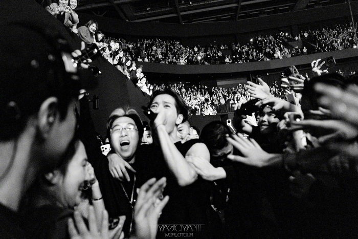 王嘉尔新专辑MAGICMAN2斩获2025年度最佳专辑及编辑最爱奖项