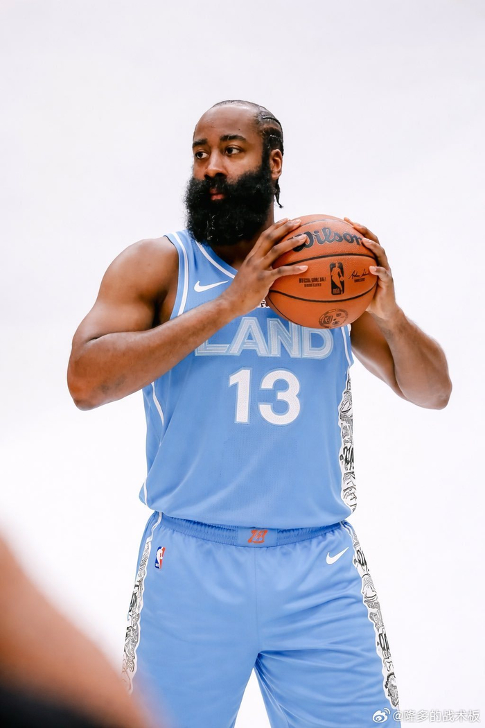 哈登缺席今日快船比赛，2月8日客战国王迎骑士首秀