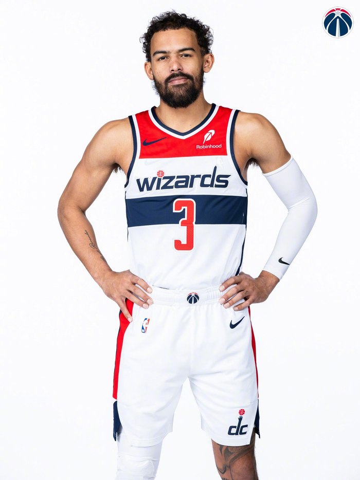 特雷-杨或与奇才签3年合约，下季球员选项4900万