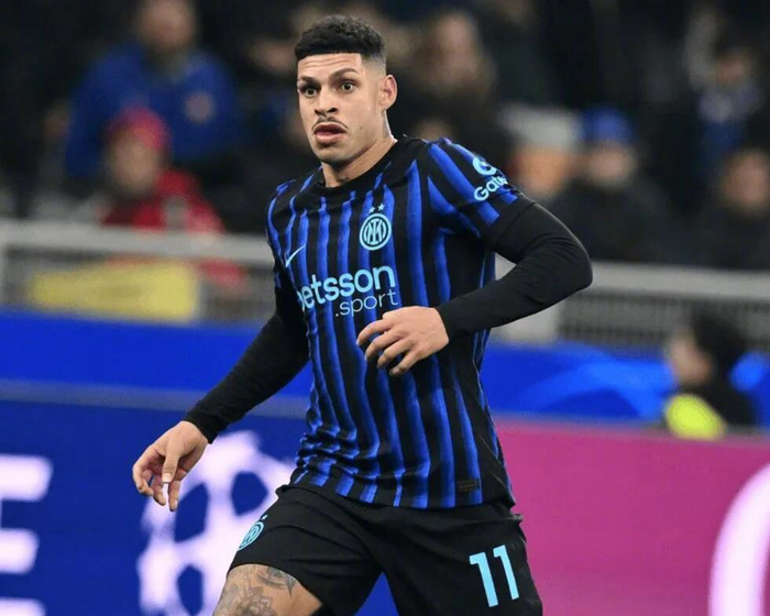 伯恩茅斯瞄准国米边锋路易斯-恩里克，冬窗引援竞争激烈