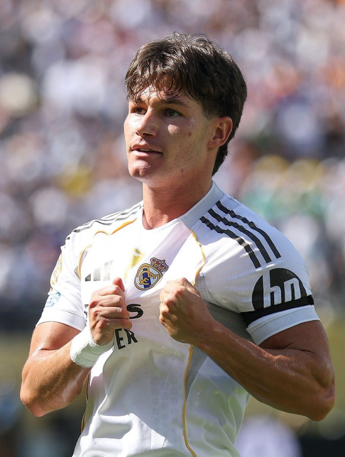 弗兰·加西亚今晚首发对阵摩纳哥