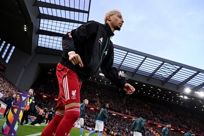 利物浦与曼城英超对决