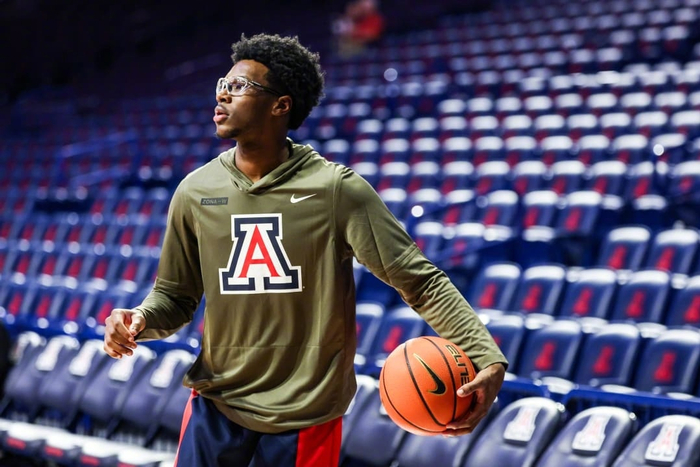 布莱斯詹姆斯宣布大一休战保留大学资格