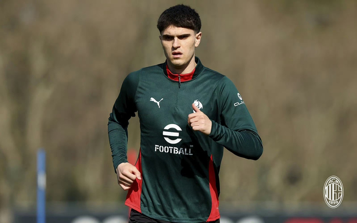 巴特萨吉右侧屈肌不适无碍，希门尼斯即将归队