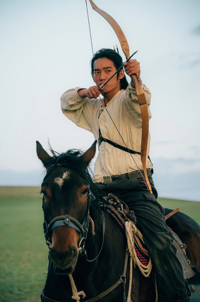 于适银幕内外反差大,红色马表藏角色灵魂