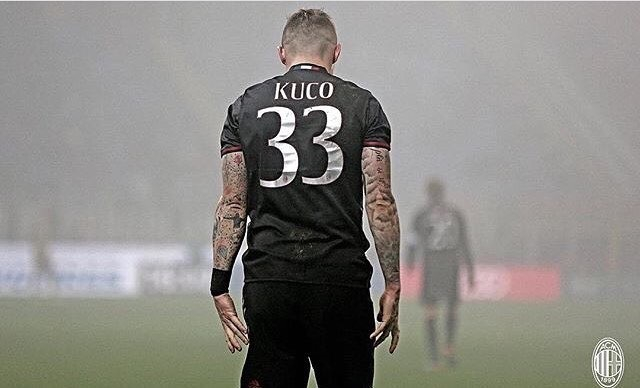 库茨卡迎来生日，米兰送上祝福