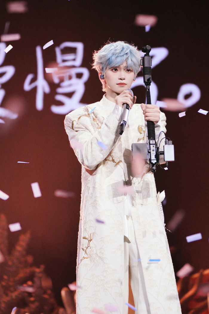 梓渝获评2025最高产歌手