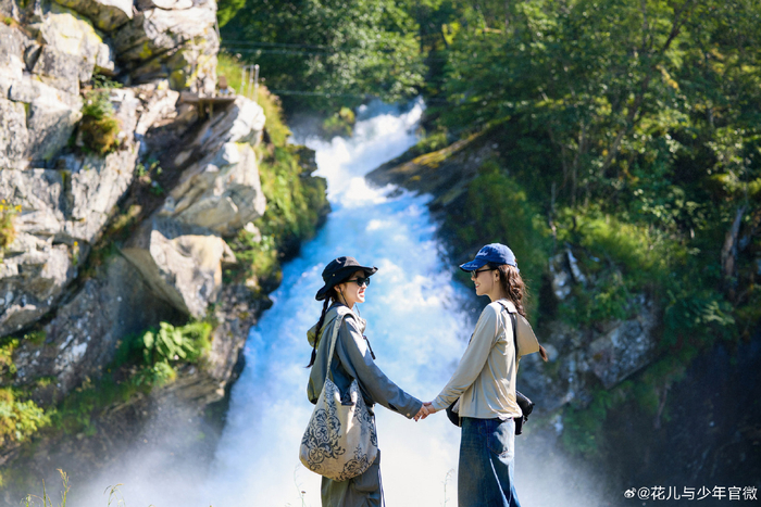 《花少同心季》获2025最下饭综艺榜首