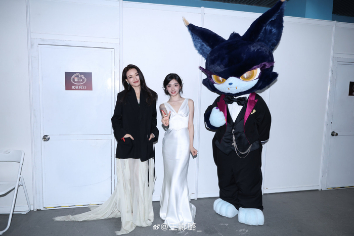 王影璐通过喵娲娲成功追星舒淇