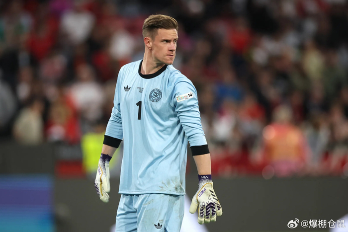 特尔斯特根腿筋重伤缺席，纳格尔斯曼称其世界杯前景困难