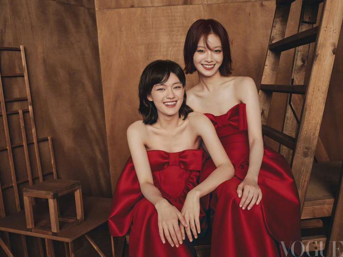VOGUE二十周年群封发布，刘亦菲等11位女演员红装亮相