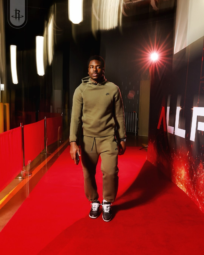 黄蜂对阵火箭比赛即将打响