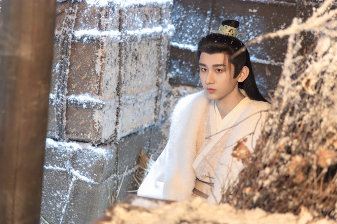 成毅发2026新年祝福，期待新作