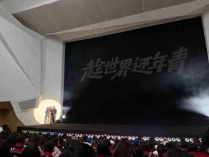 王俊凯话剧首秀北京收官,官摄及巡演计划曝光