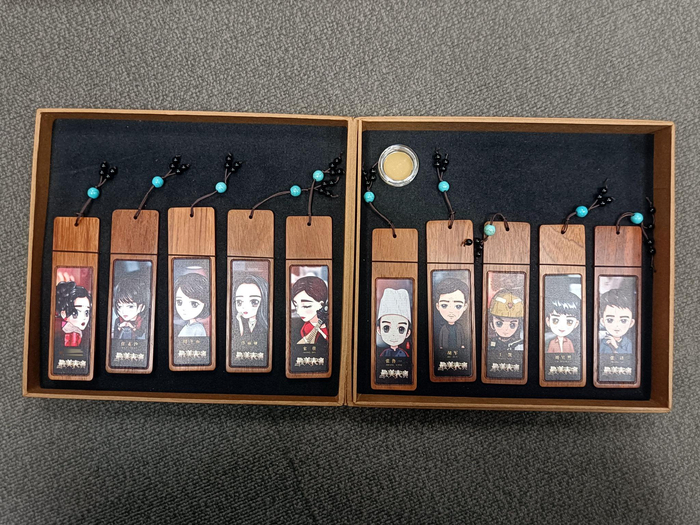 娱理年终福利送王凯宋佳等明星周边礼盒