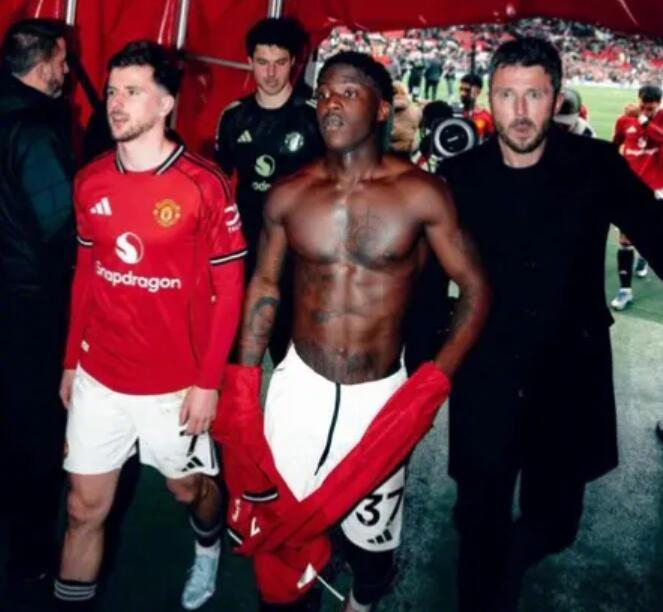 曼联确认与梅努续约意向，卡里克称其为未来基石